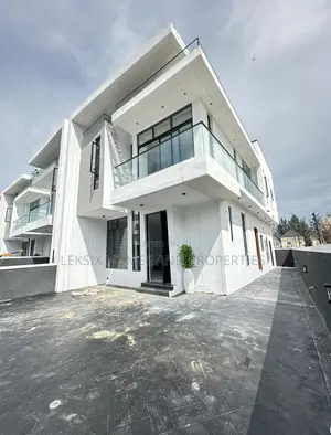 4bdrm Duplex in A Well Secured, Ikota for sale