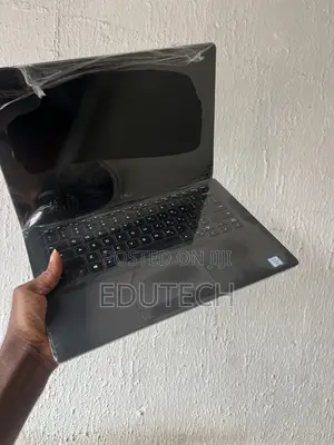 Laptop Dell Latitude 5400 8GB Intel Core i5 SSD 256GB