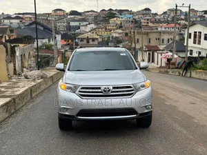 Toyota Highlander 2012 Silver