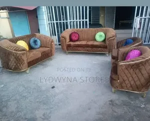Stunning Sweet Goodlooking Strong Quality Handsome Sofa