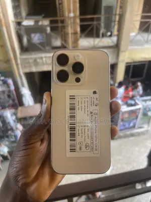 Apple iPhone 16 Pro 128 GB Gold
