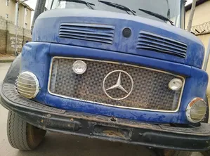 Mercedes Benz 1513