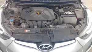 Hyundai Elantra 2014 Silver
