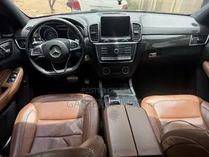 Mercedes-Benz GLE-Class 2016 Gray