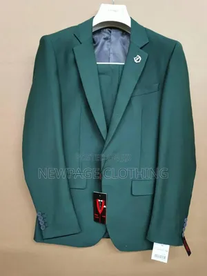 Designer Men's Suit – Premium Tailored Fit