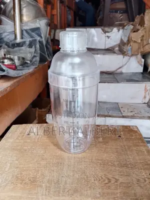 750ml Acrylic Cocktail Shaker
