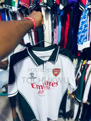 Arsenal Kit Fan Version