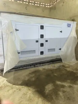 Perkins 400kva Soundproof Generator – Three Phase Diesel Generator