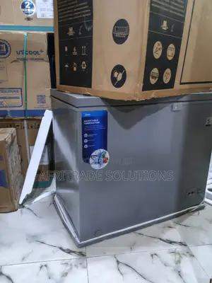 Midea 250l Lockable Chest Freezer Mdrc34sfzg43