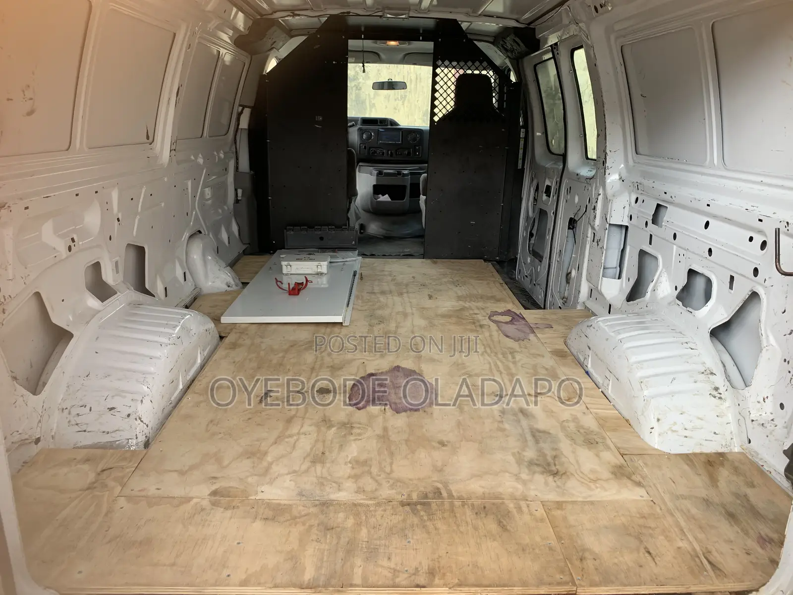 Ford E250 2013 White