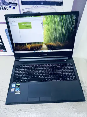 Laptop Hasee E570 16GB Intel Core i7 SSD 512GB