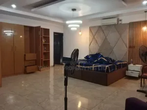 5bdrm Duplex in Idado for sale