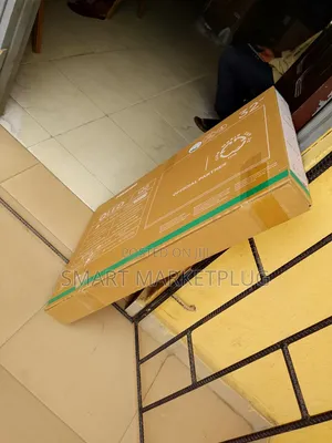 Brand New 32 Inch Uhd Smart Television With Youtube + Netflix -32q6q