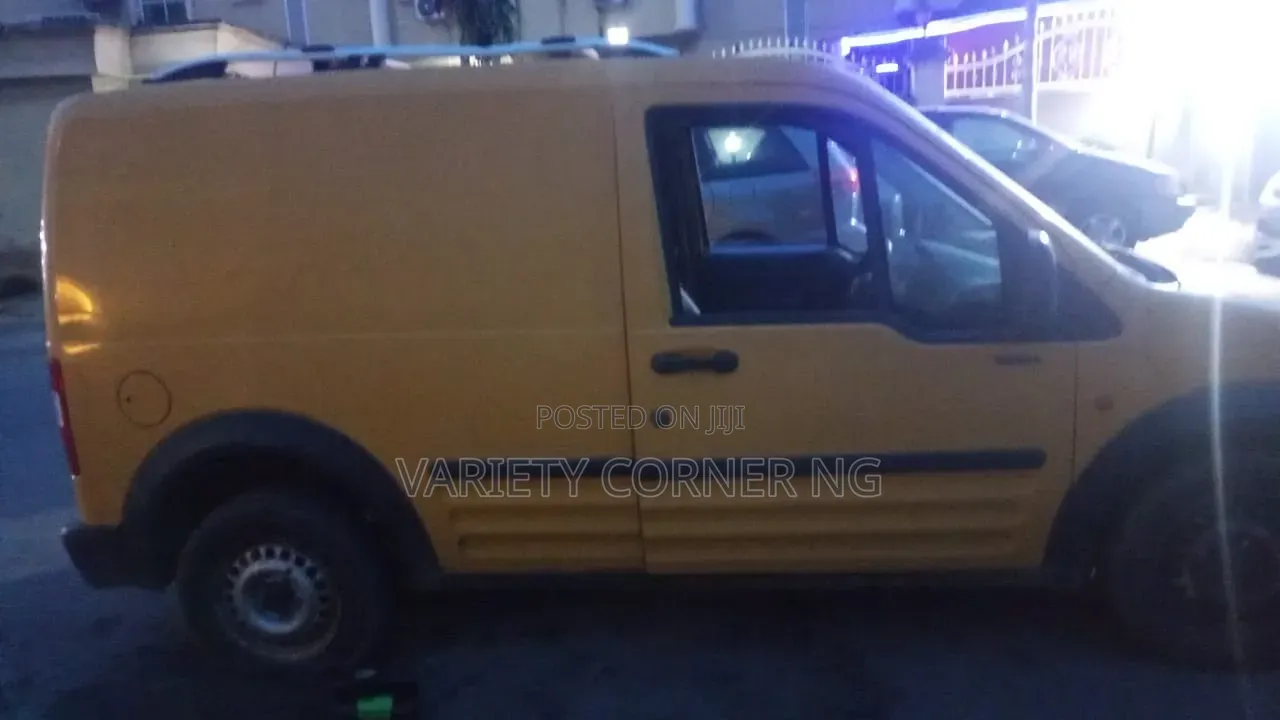 Ford Transit 2008 Yellow