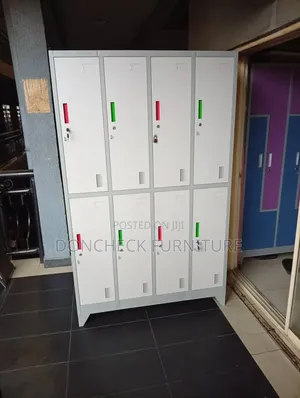 Quality 8 Door Lockers