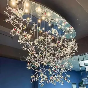 Cee's Chandeliers Light