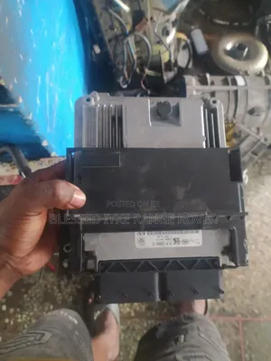 Engine Brein Box Range Rover Vogue 2015