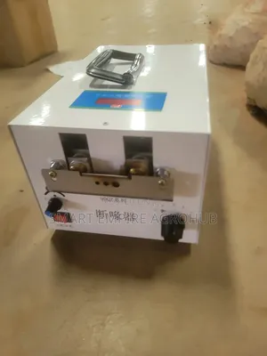 Debeaking Machine With Counter