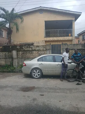 8bdrm Duplex in Raufu Williams, Adelabu for sale