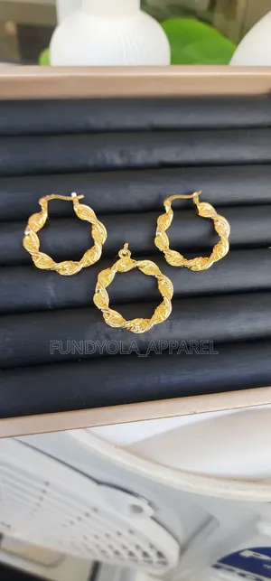 Brand Inspired Earring and Pendant