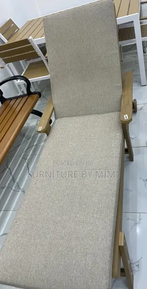  Premium Luxury Wooden Sun Lounger With Comfy Cushion – Neatly Used.