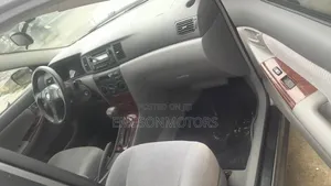 Toyota Corolla 2005 Gray
