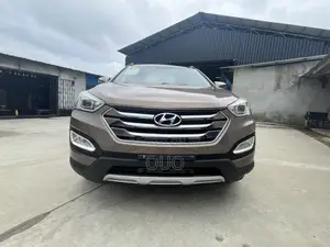 Hyundai Santa Fe 2016 Brown