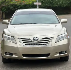 Toyota Camry 2009 Gold