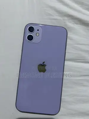 Apple iPhone 11 64 GB Purple