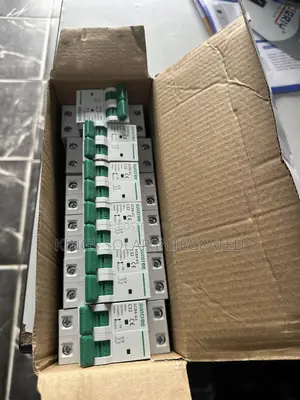 Suntree Current Circuit Breaker Ac Breaker 32amps 2 Poles Wholesale