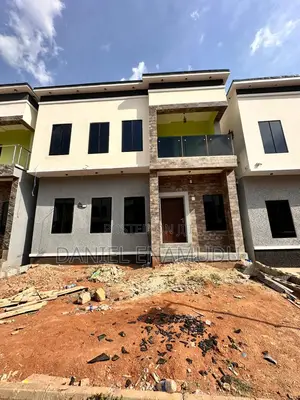 Luxuriously Finished 4-Bedroom Terrace Duplex