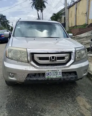 Honda Pilot 2010 Silver