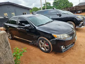 Toyota Camry SE 4dr Sedan (2.5L 4cyl 6A) 2013 Black