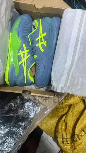 Lawn Tennis Shoes