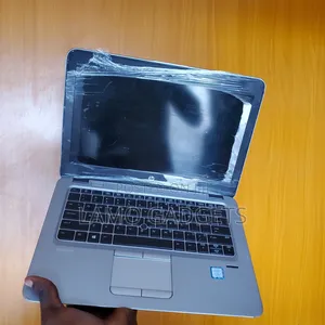 Laptop HP EliteBook 820 G4 8GB Intel Core i7 SSD 256GB