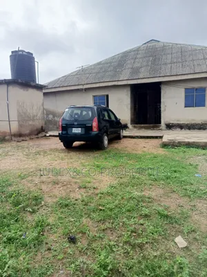 1bdrm Block of Flats in Arigbajo Ifo for sale