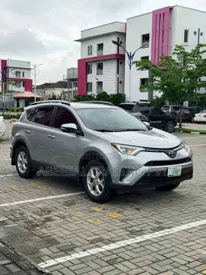 Toyota RAV4 2017 Gray