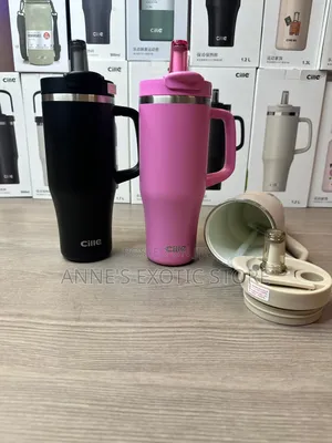 900ml Vacuum Insulated Stainless Steel Travel Tumbler With Handle