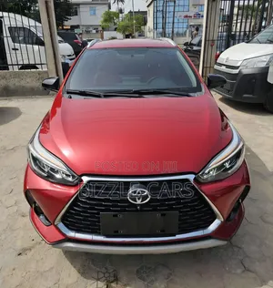 Toyota Yaris 1.5 Sedan L 2020 Red