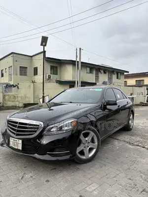 Mercedes-Benz E350 Base 4Matic Sedan AWD (3.5L 6cyl 7A) 2015 Black