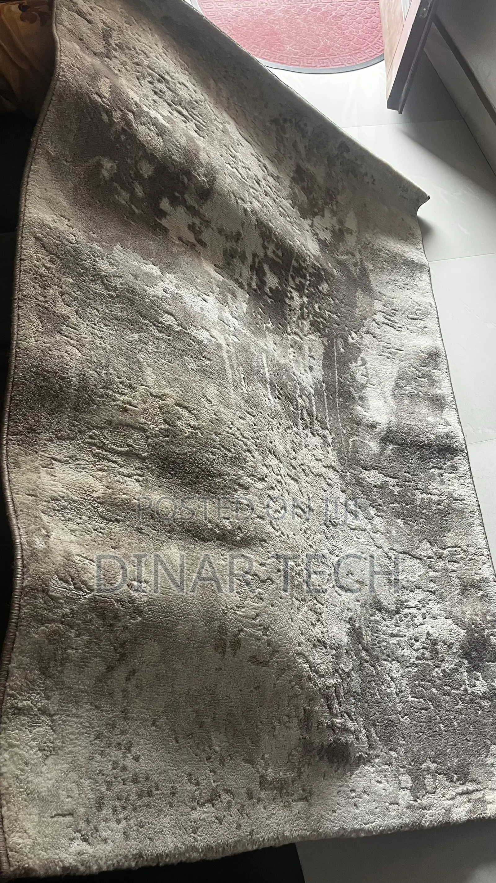 Quality Center Rug