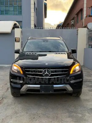 Mercedes-Benz M Class ML350 4MATIC 4dr SUV AWD (3.5L 6cyl 7A) 2014