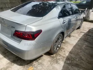 Lexus ES 2012 Silver
