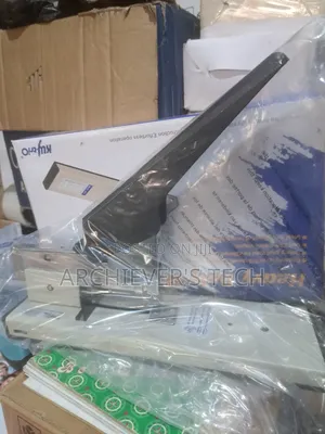 Giant Stapler