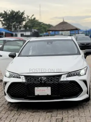 Toyota Avalon XSE Nightshade 2021 White