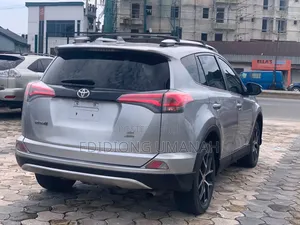 Toyota RAV4 2017 Silver