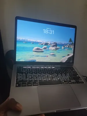 Laptop Apple MacBook Pro 2020 8GB Apple M1 Pro SSD 256GB