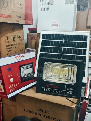 Acros 320w Solar Flood Light With Solar Panel – Ip67 Waterproof