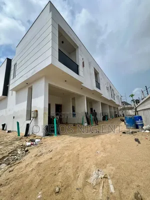 3bdrm Townhouse/Terrace in Sangotedo, Off Lekki-Epe Expressway for sale