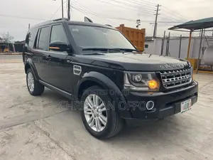 Land Rover Discovery 2016 Black